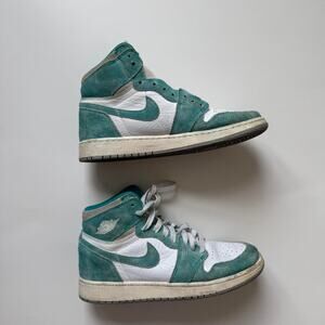 NEW LACES INCLUDED Jordan 1 Retro OG High Top Turbo Green Sneakers